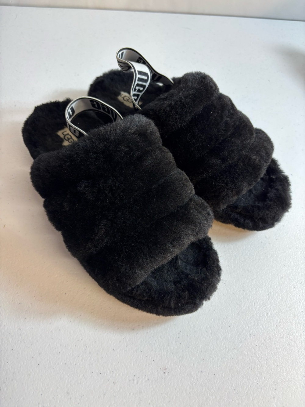 UGG Fluff Yeah Black slide slippers women size 10